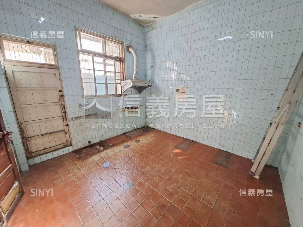 專任！誠售～近興大透天房屋室內格局與周邊環境