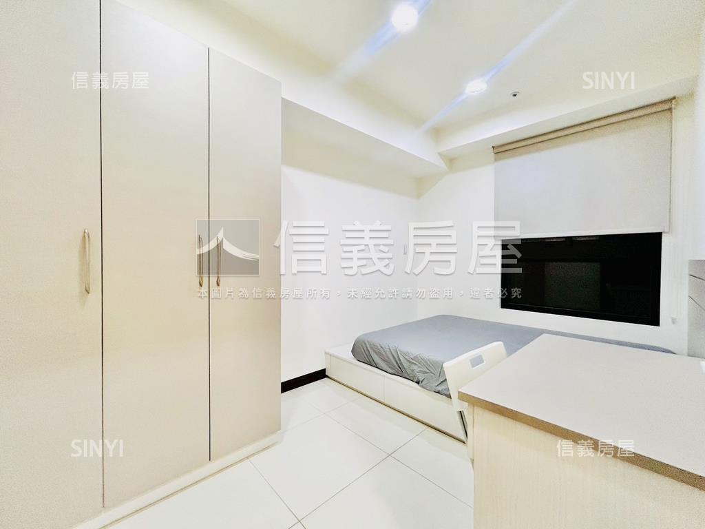 急售赫里翁臻愛就看這間房屋室內格局與周邊環境