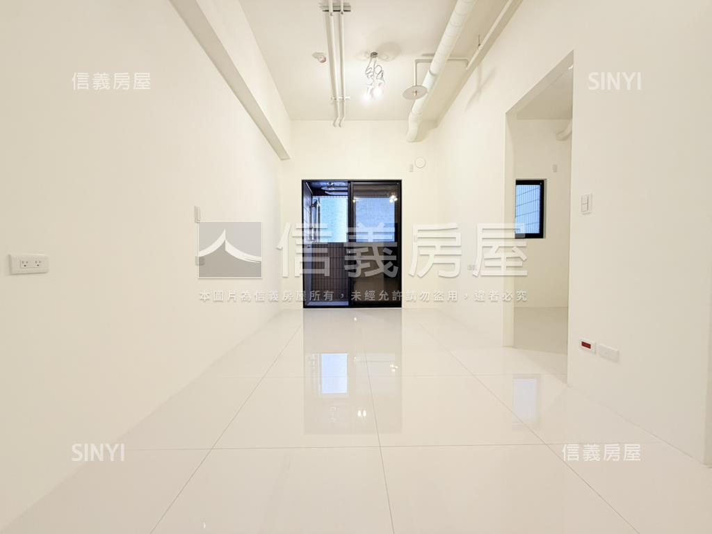 新美齊画世代。精緻小豪宅房屋室內格局與周邊環境