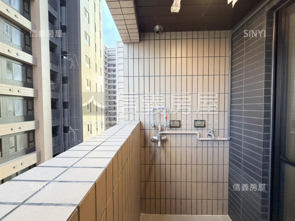 新美齊画世代。精緻小豪宅房屋室內格局與周邊環境