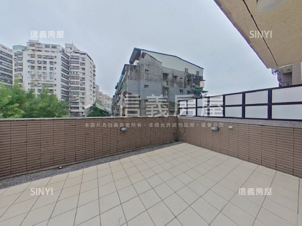 崇利Ａ１２店面房屋室內格局與周邊環境