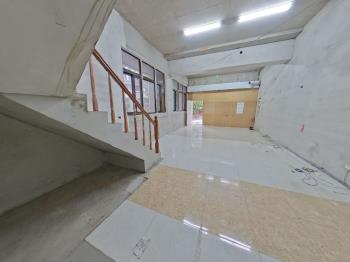 崇利Ａ１２店面