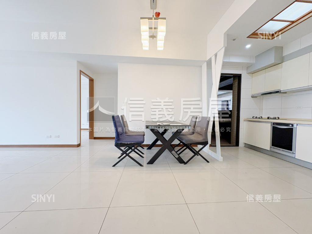近未來體育園區精美兩房房屋室內格局與周邊環境