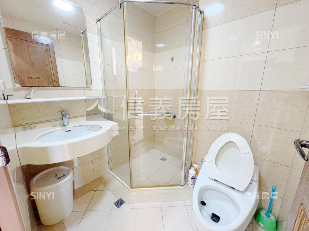 近未來體育園區精美兩房房屋室內格局與周邊環境