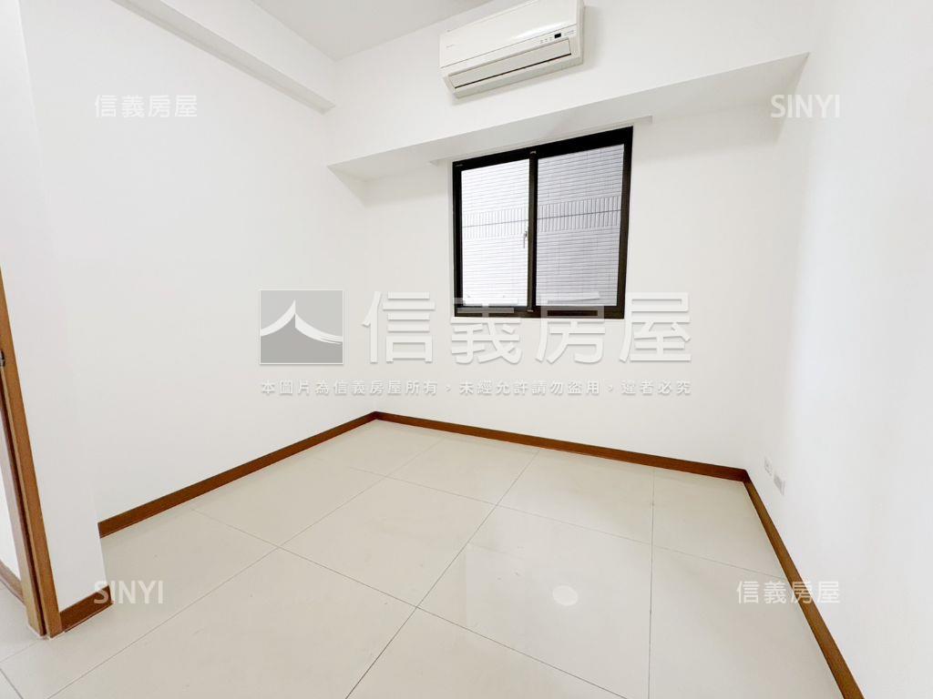 近未來體育園區精美兩房房屋室內格局與周邊環境