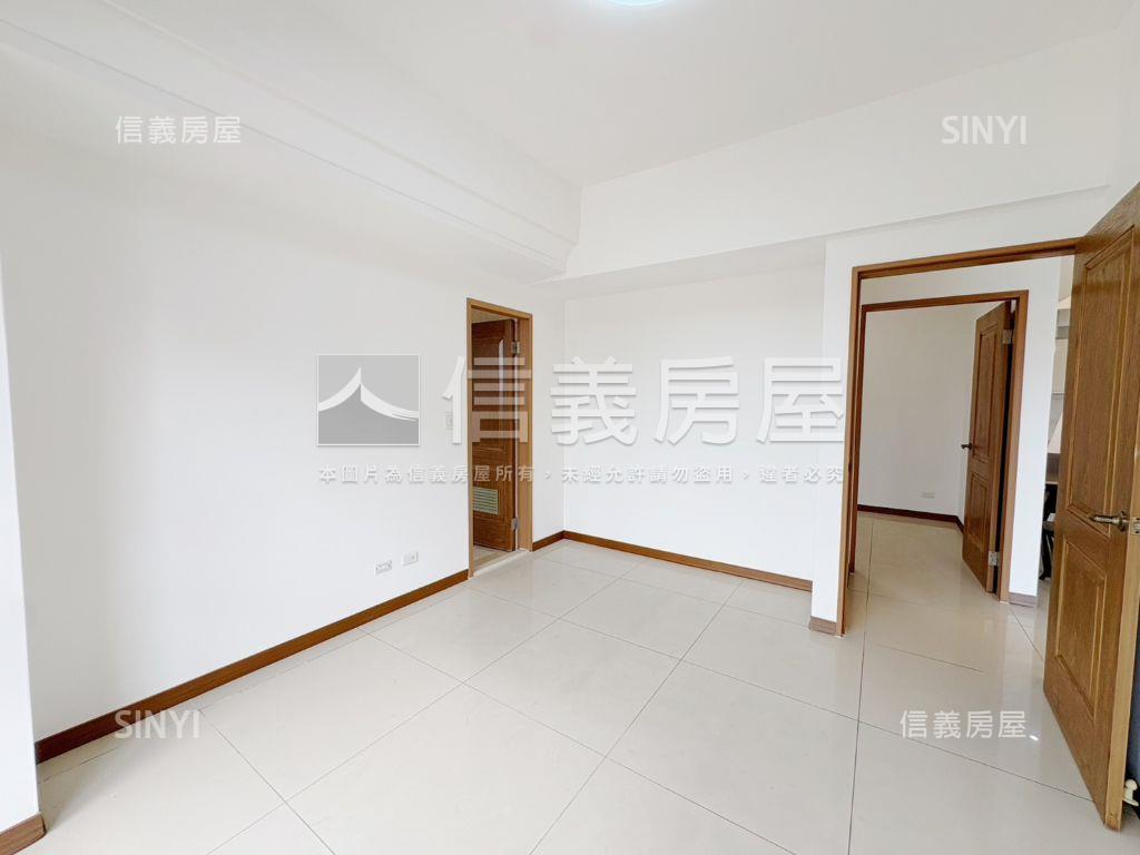 近未來體育園區精美兩房房屋室內格局與周邊環境