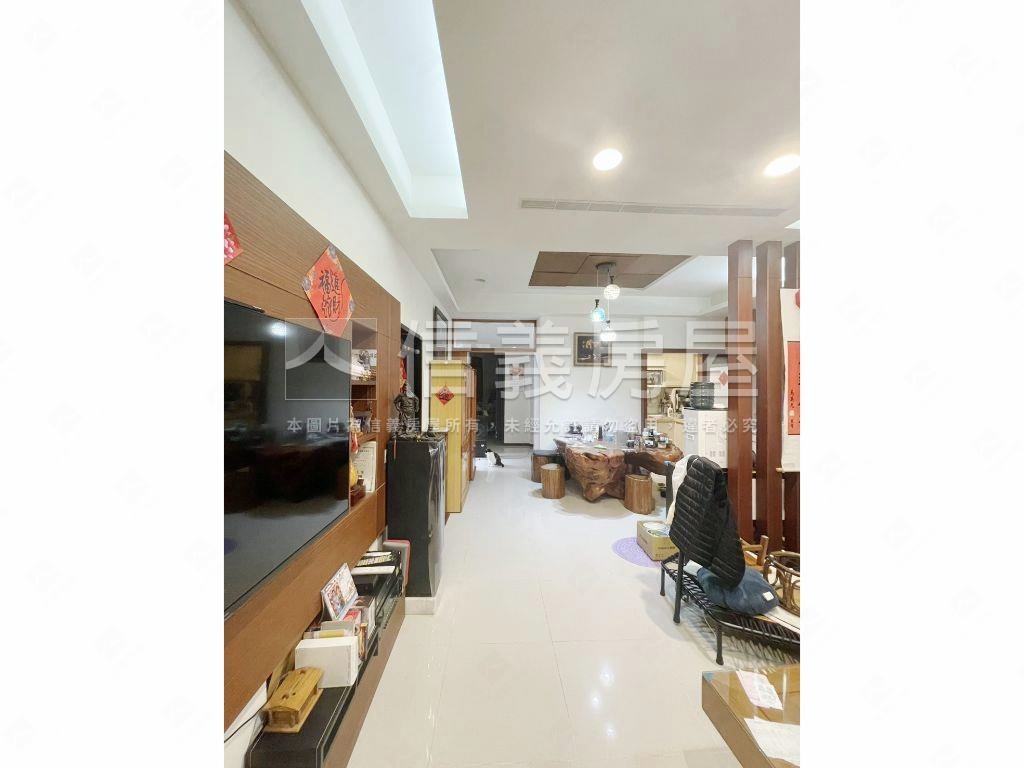 成福美屋大空間房屋室內格局與周邊環境