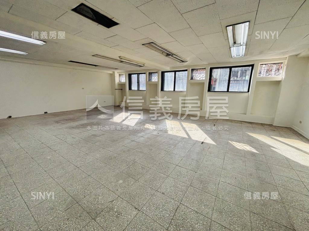 重慶大道低總住辦多功能房屋室內格局與周邊環境