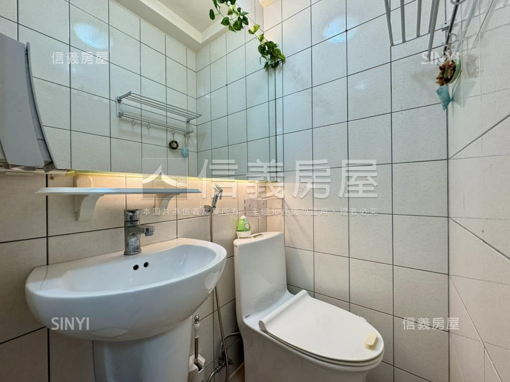 亞洲新灣區成家高樓海景宅房屋室內格局與周邊環境