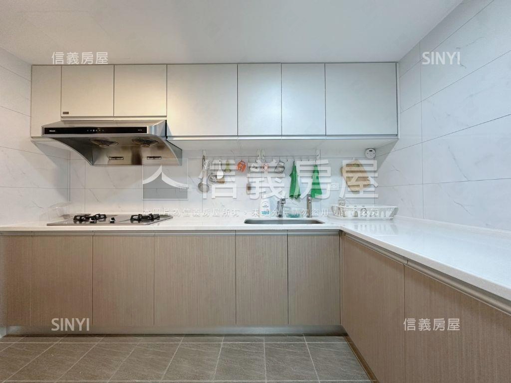 台中陽明典雅裝潢附車位房屋室內格局與周邊環境