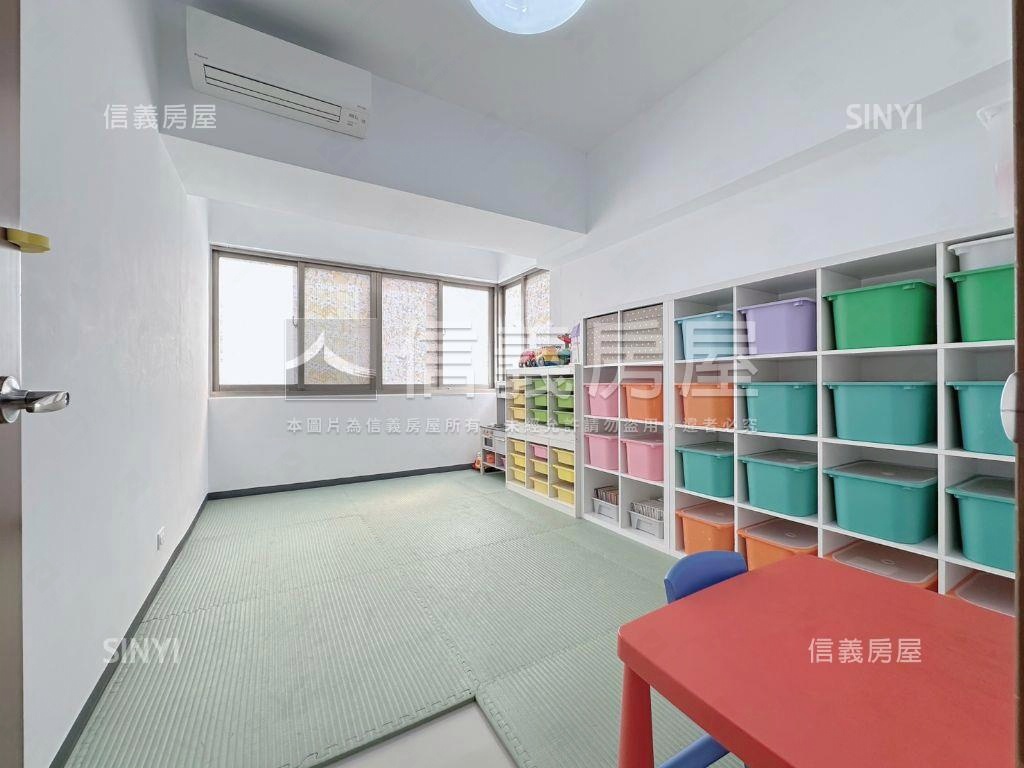 台中陽明典雅裝潢附車位房屋室內格局與周邊環境