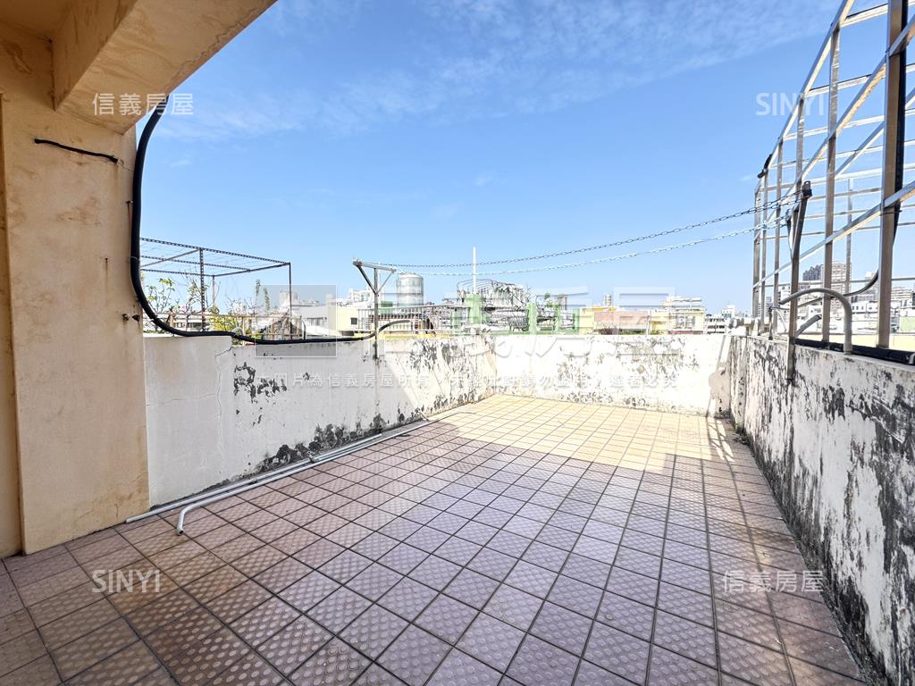 市府忠孝旁精美透天讚房屋室內格局與周邊環境