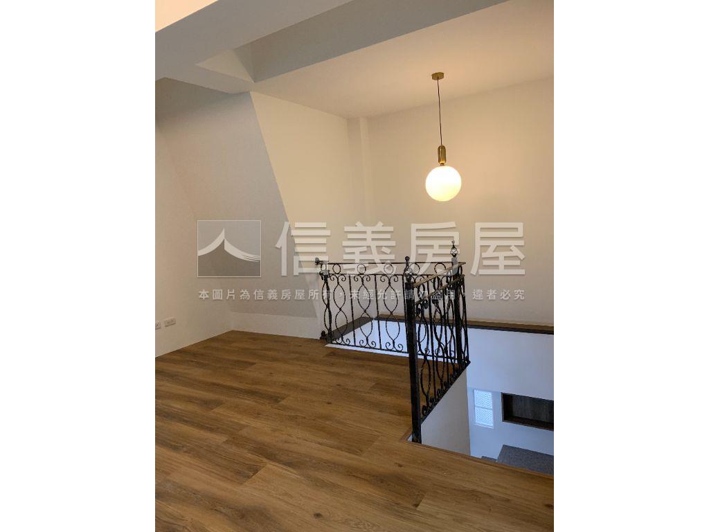 靜謐清幽法式明亮面寬透天房屋室內格局與周邊環境