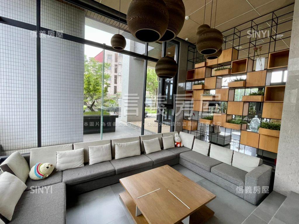 仁武高樓面河景觀兩房平車房屋室內格局與周邊環境