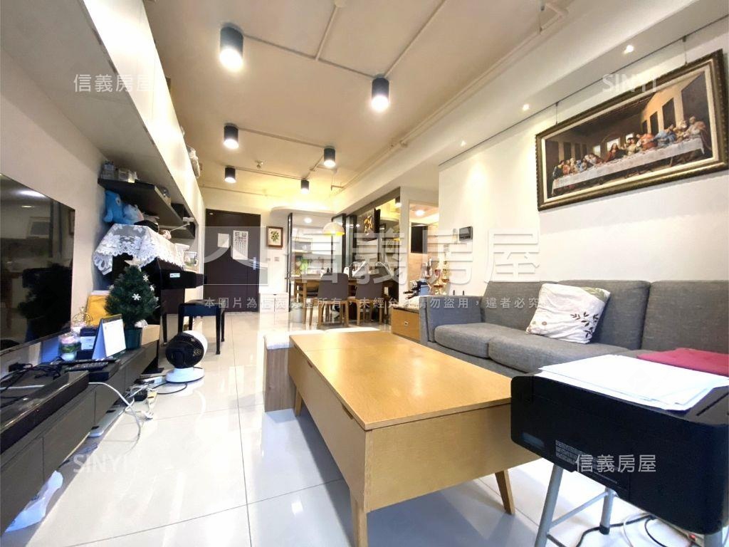 東區湖美高樓三房平車房屋室內格局與周邊環境