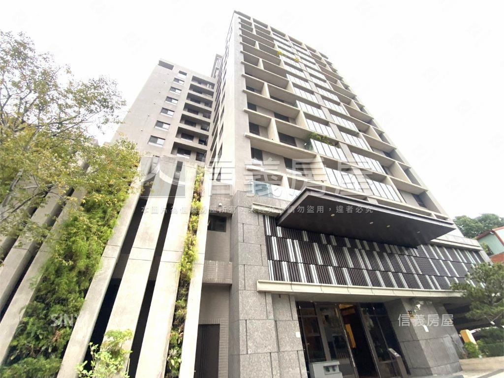 東區湖美高樓三房平車房屋室內格局與周邊環境