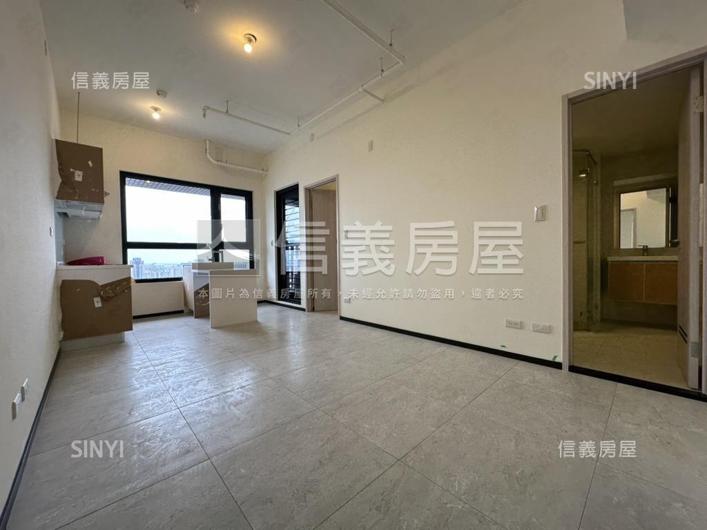 無敵市景３０高樓兩房平車房屋室內格局與周邊環境