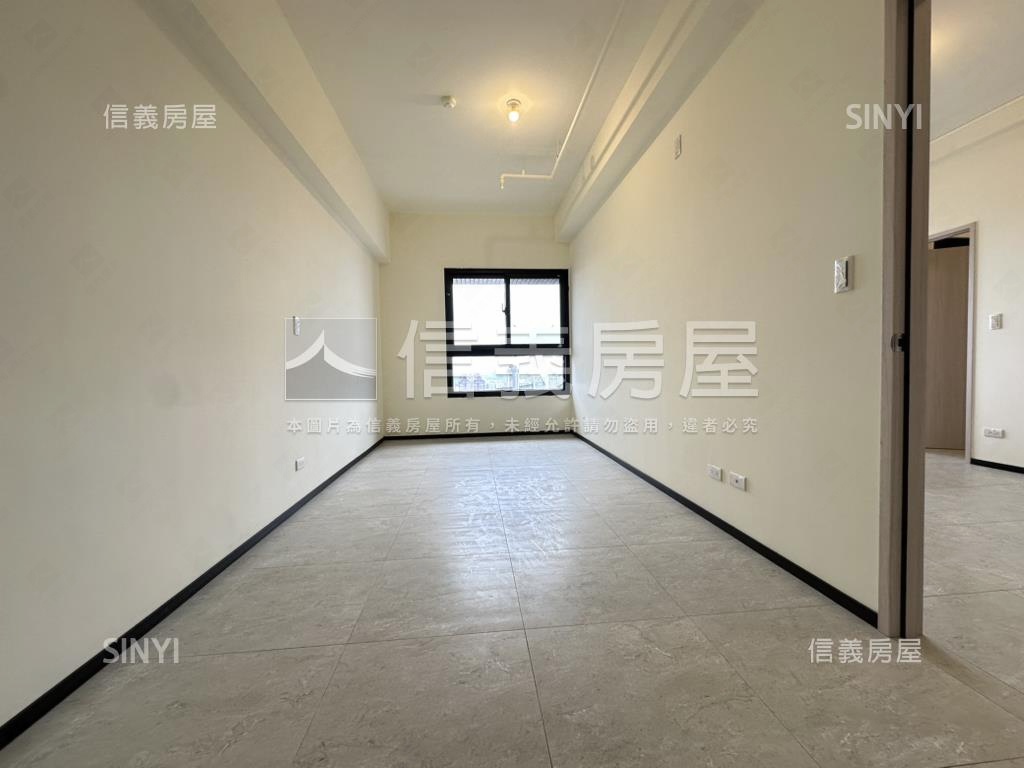 無敵市景３０高樓兩房平車房屋室內格局與周邊環境