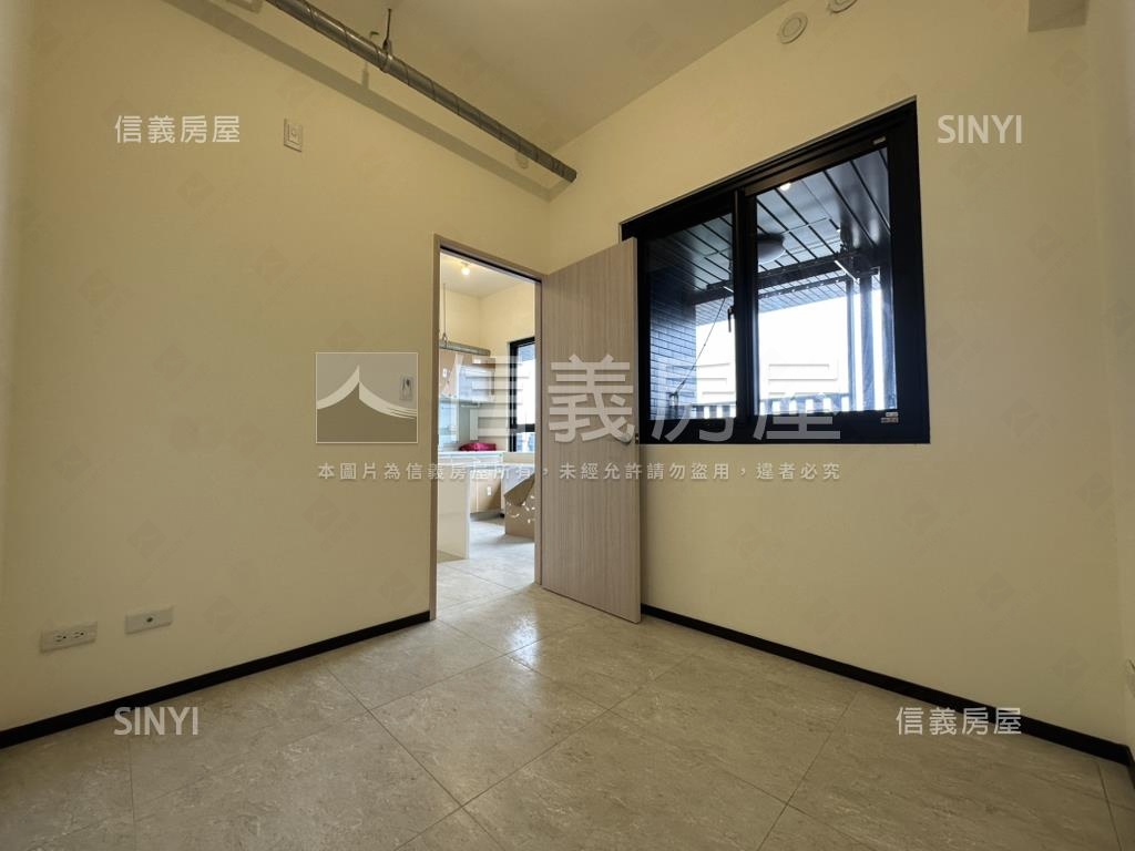 無敵市景３０高樓兩房平車房屋室內格局與周邊環境
