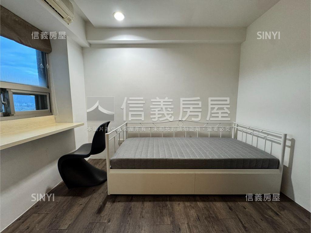 松山新城高樓朝南面中庭房屋室內格局與周邊環境