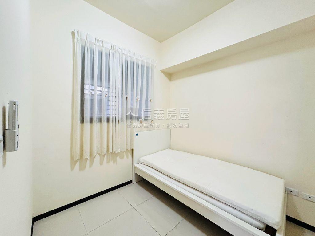 富麗河景觀層林盡染三房房屋室內格局與周邊環境
