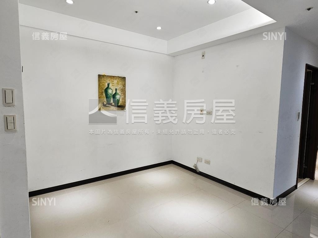 新貴特區溫馨高樓採光美屋房屋室內格局與周邊環境