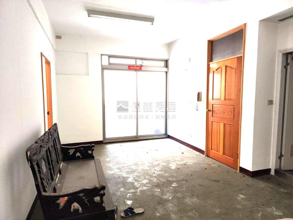 新埔小幸運二樓房屋室內格局與周邊環境
