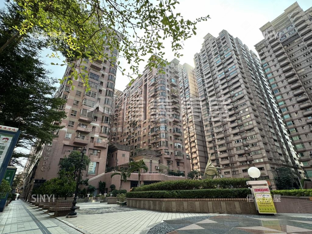 河堤維也納ＤＣ三房平車房屋室內格局與周邊環境