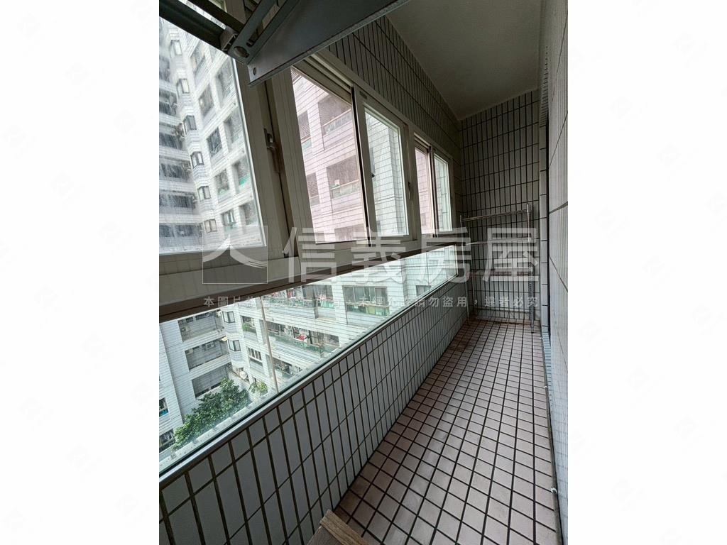 漂亮花都三改二房房屋室內格局與周邊環境