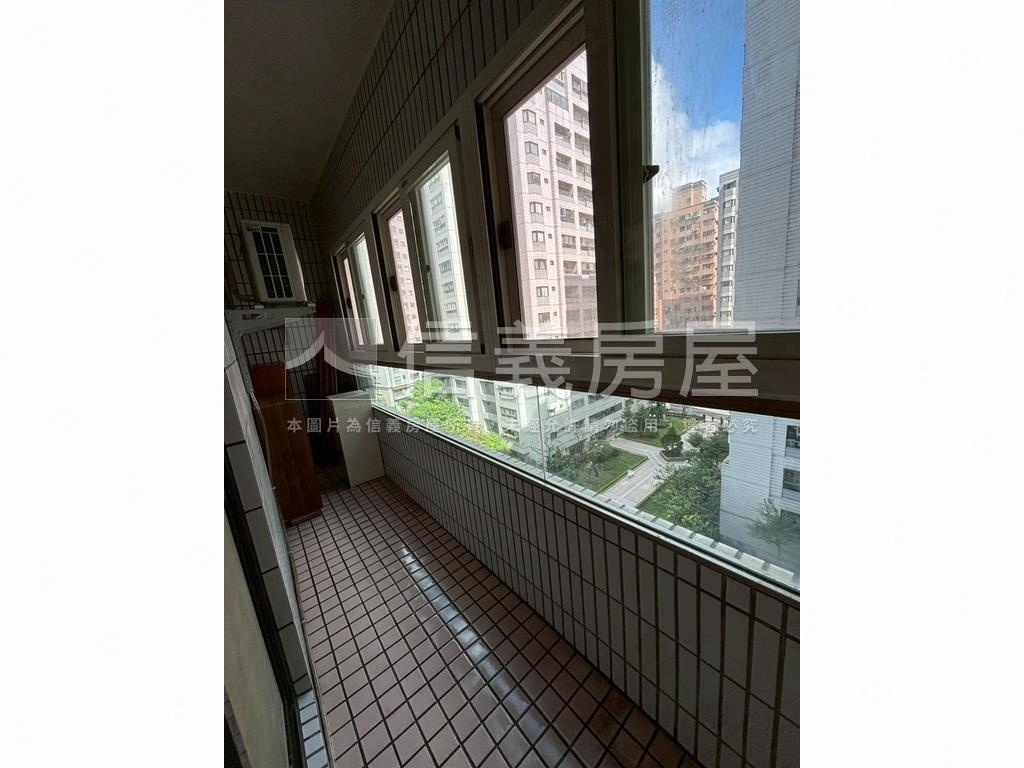 漂亮花都三改二房房屋室內格局與周邊環境