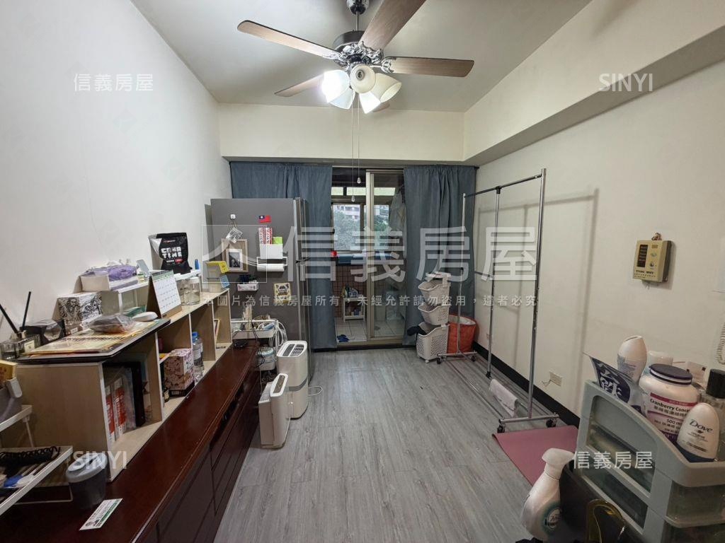 銀河儷人有陽台有綠景房屋室內格局與周邊環境