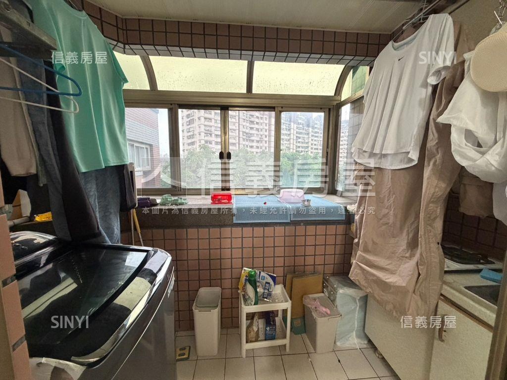 銀河儷人有陽台有綠景房屋室內格局與周邊環境