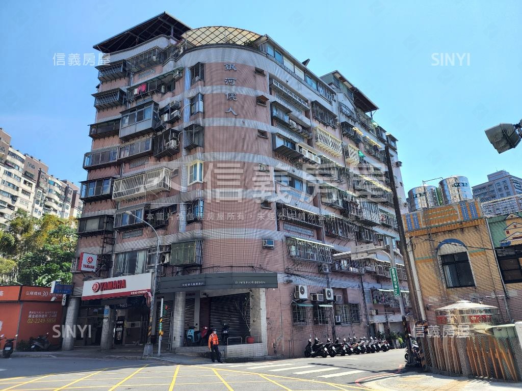 銀河儷人有陽台有綠景房屋室內格局與周邊環境