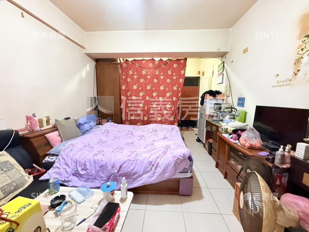 稀有第一廣場釋出房屋室內格局與周邊環境