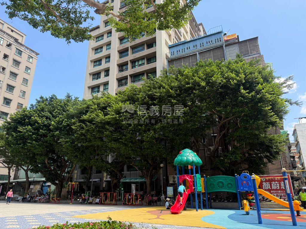 稀有第一廣場釋出❤️房屋室內格局與周邊環境