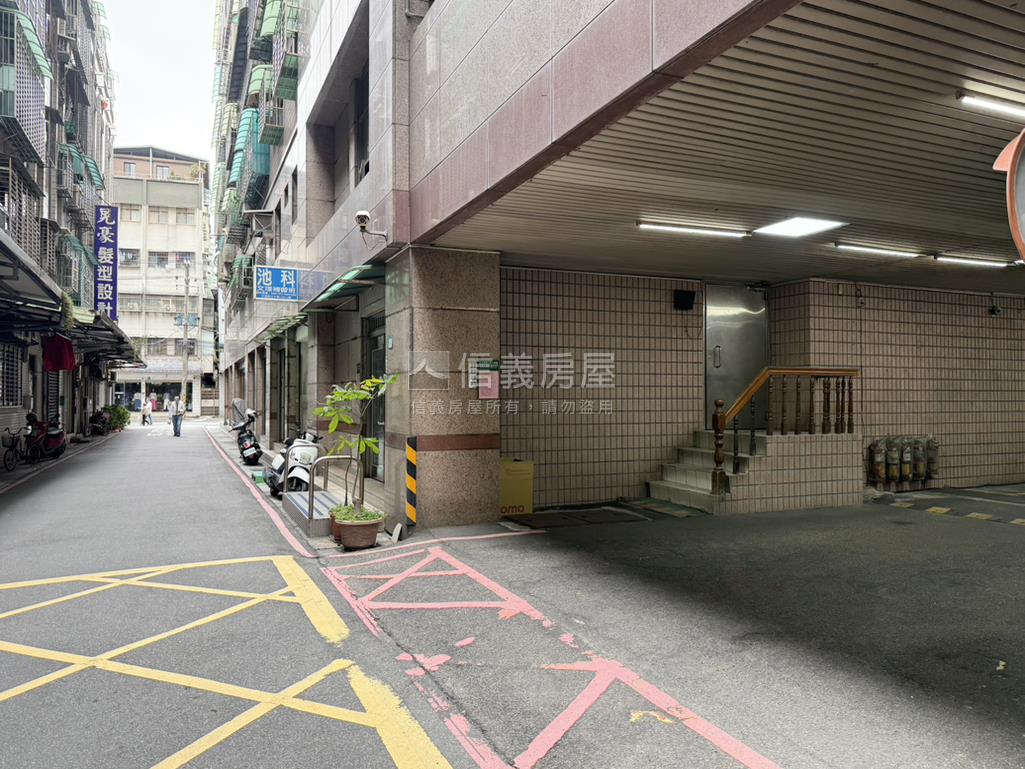 稀有第一廣場釋出❤️房屋室內格局與周邊環境