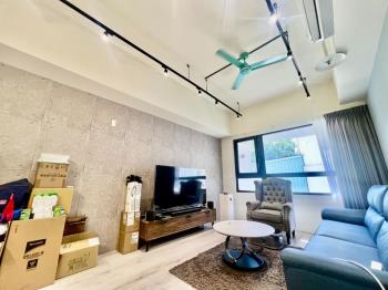 震後三房附車位