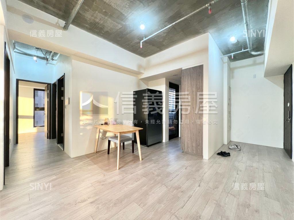 國泰Ｍｏｓｔ＋三房雙車位房屋室內格局與周邊環境