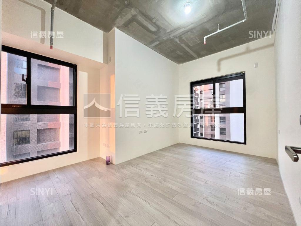 國泰Ｍｏｓｔ＋三房雙車位房屋室內格局與周邊環境