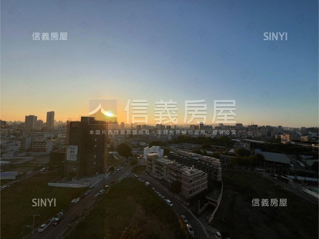 國泰Ｍｏｓｔ＋三房雙車位房屋室內格局與周邊環境