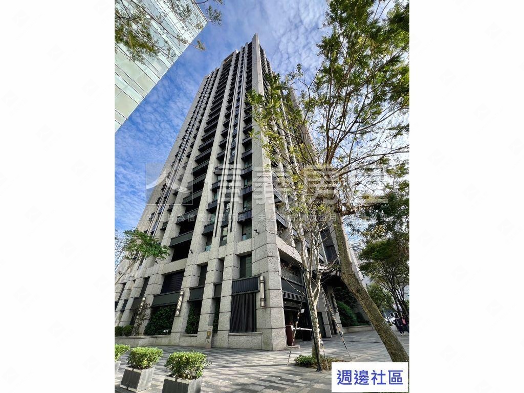 微風商圈金透天房屋室內格局與周邊環境