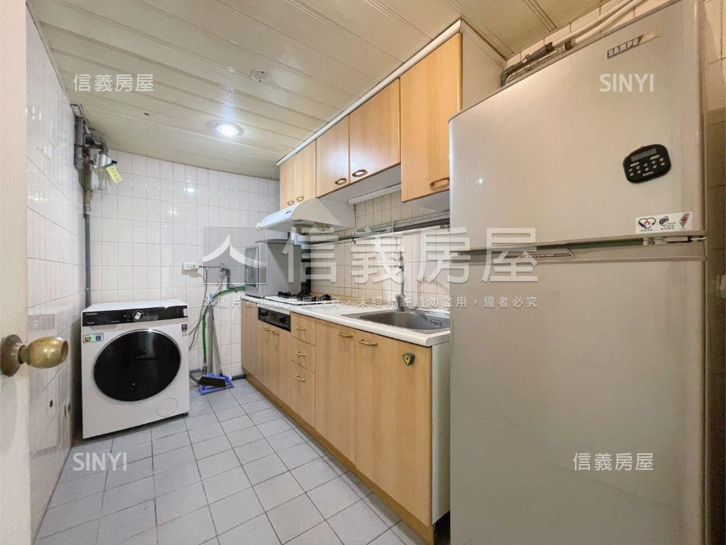 新★南京三民捷運管理三房房屋室內格局與周邊環境