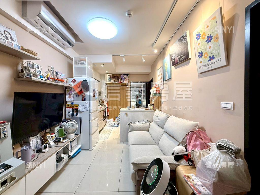 天空景觀佳三房車位房屋室內格局與周邊環境