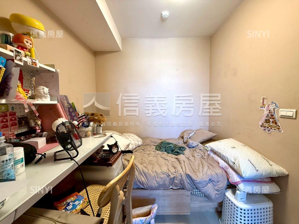天空景觀佳三房車位房屋室內格局與周邊環境