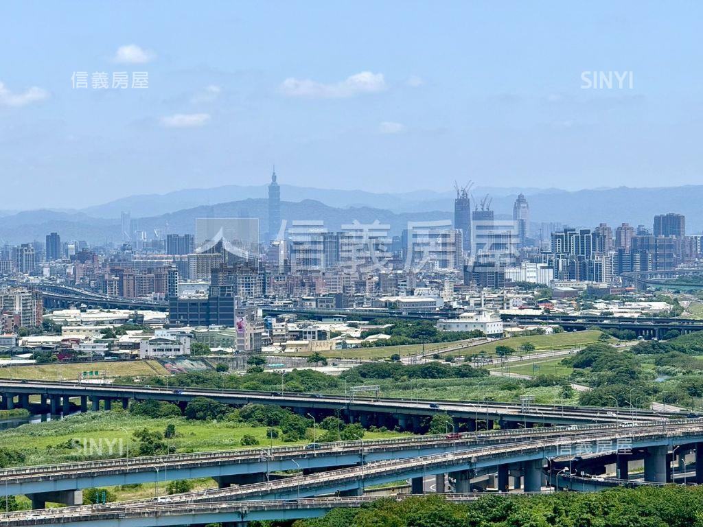 天空景觀佳三房車位房屋室內格局與周邊環境