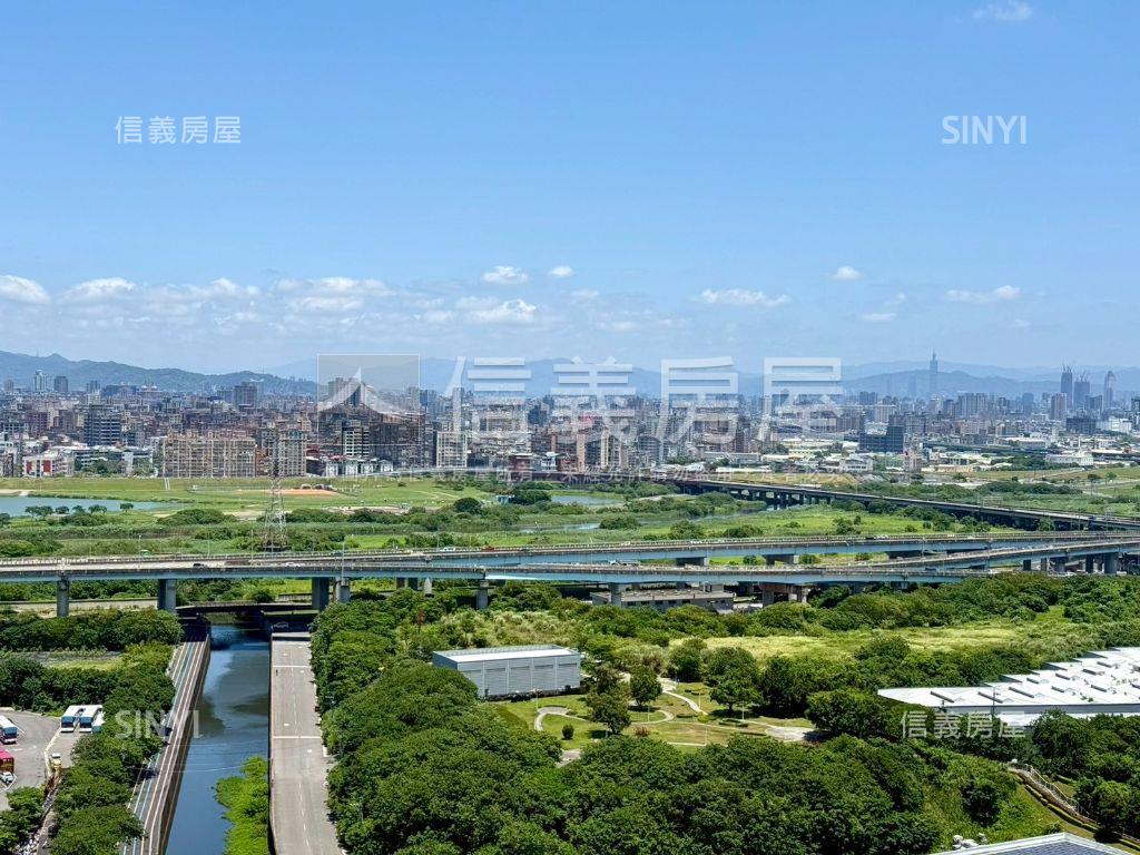 天空景觀佳三房車位房屋室內格局與周邊環境