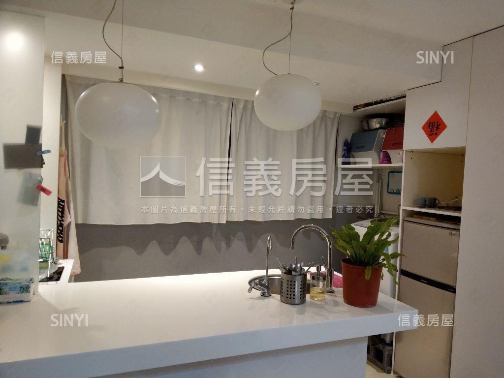 近捷運翠亨雅舍裝潢美屋房屋室內格局與周邊環境