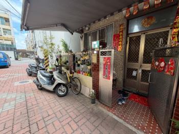 近探索公園的一處小宅