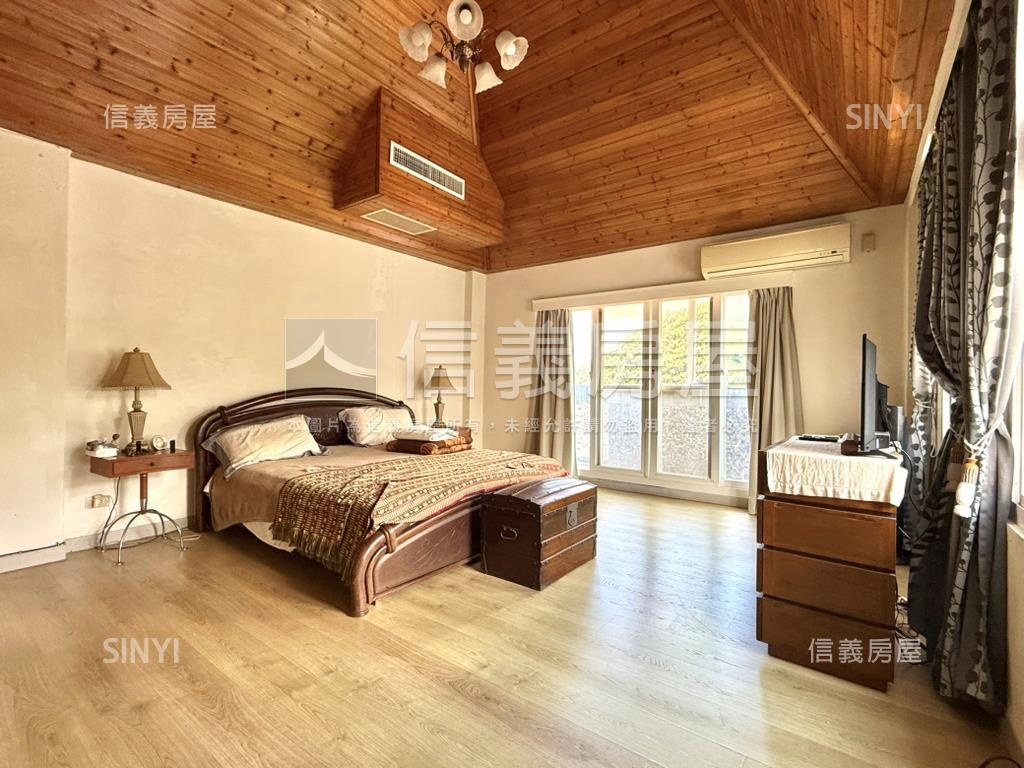 老爺山莊景觀透天美別墅房屋室內格局與周邊環境