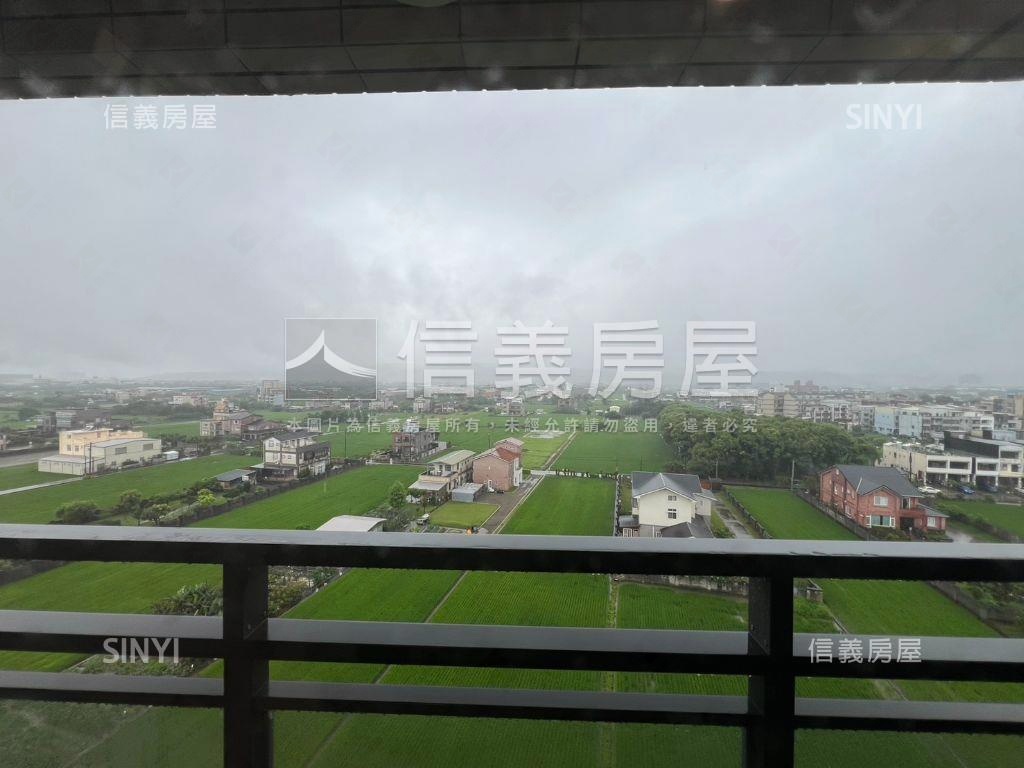 上景苑美裝潢三房房屋室內格局與周邊環境